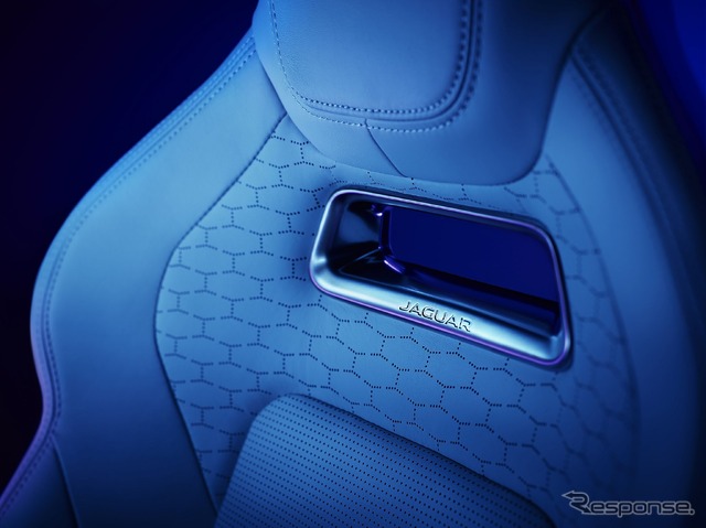 ジャガー F-PACE の2024年モデル(欧州仕様)