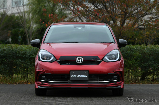 ホンダ フィット LUXE 無限パーツ装着車