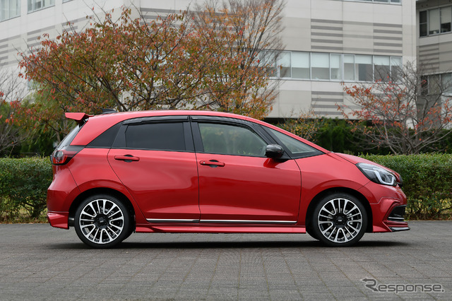 ホンダ フィット LUXE 無限パーツ装着車