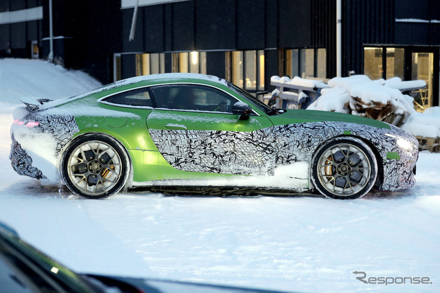 メルセデス AMG GT 次期型プロトタイプ(スクープ写真)