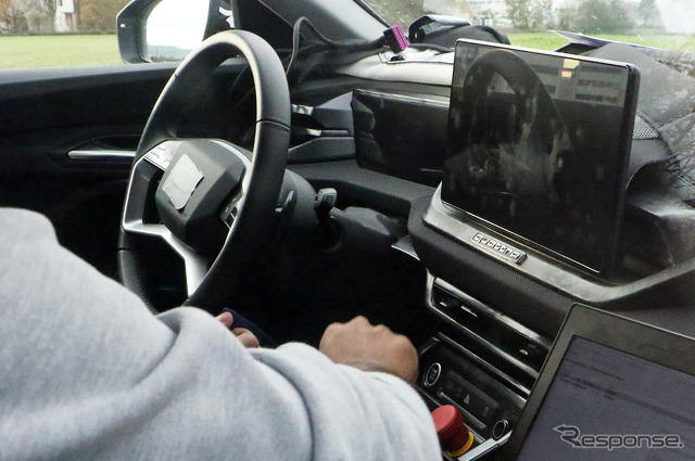 アウディ Q5 次期型プロトタイプ(スクープ写真)