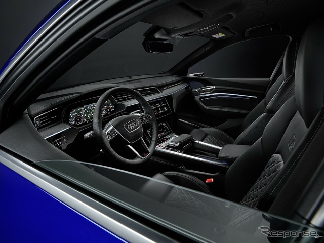 アウディ SQ8 e-tron スポーツバック