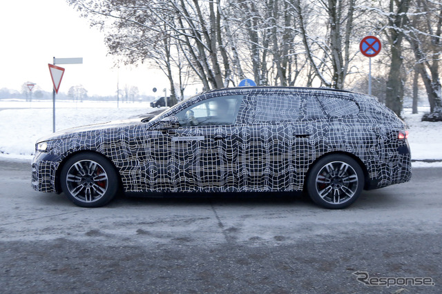 BMW i5 ツーリング プロトタイプ(スクープ写真)