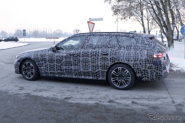 BMW i5 ツーリング プロトタイプ(スクープ写真)