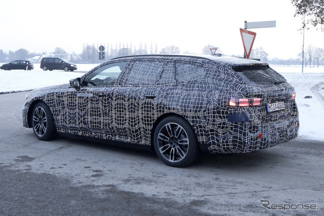 BMW i5 ツーリング プロトタイプ(スクープ写真)