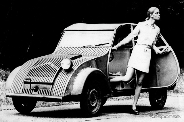 シトロエン2CV 1948年型(1970年頃撮影)
