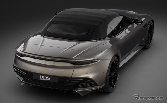 アストンマーティン DBS の2022年モデル(参考)