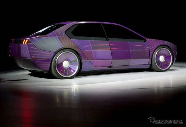 BMW i VISION Dee(BMW Keynote CES 2023)
