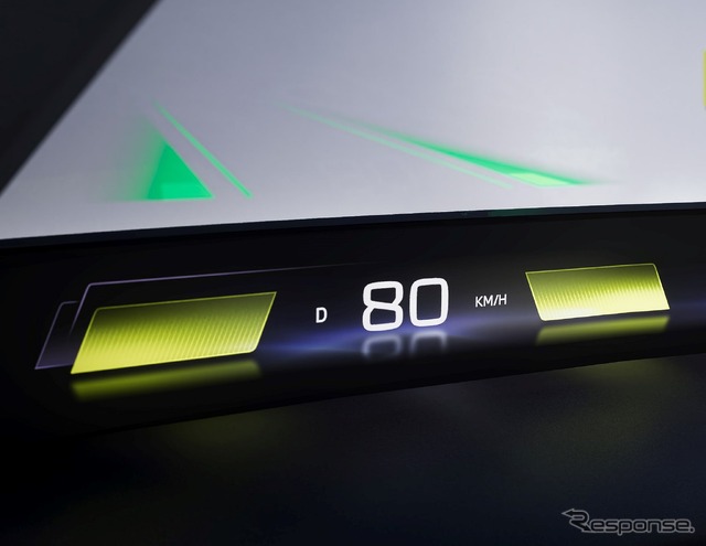 次世代ヘッドアップディスプレイが組み込まれたBMWの新型EVのインテリア