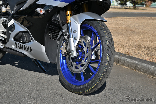 ヤマハ YZF-R15M