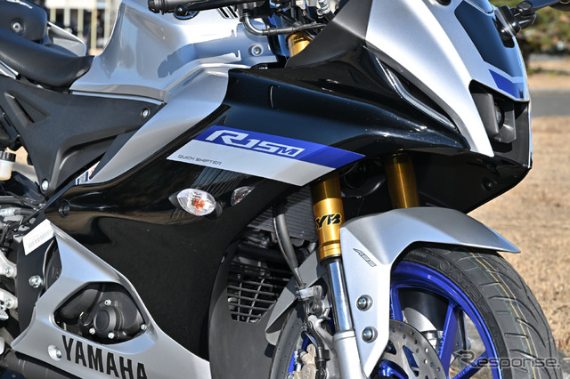 ヤマハ YZF-R15M