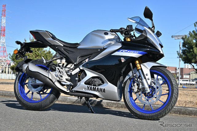 ヤマハ YZF-R15M