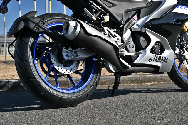 ヤマハ YZF-R15M
