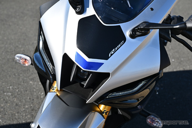 ヤマハ YZF-R15M