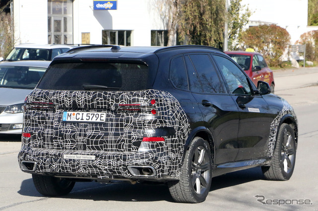 BMW X5 改良新型に設定されるPHEVモデルのプロトタイプ(スクープ写真)