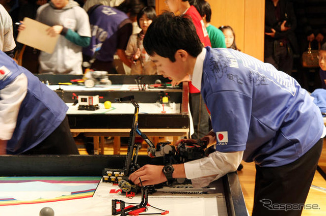 FIRST LEGO League…ロボット競技優勝はEdisons、準優勝は奈良教育大付属中