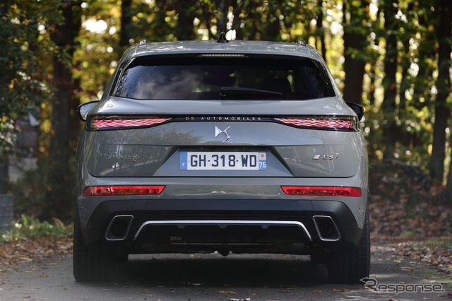 DS 7 E-TENSE 4X4 360(海外仕様)