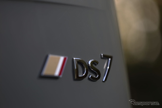 DS 7 E-TENSE 4X4 360（海外仕様）