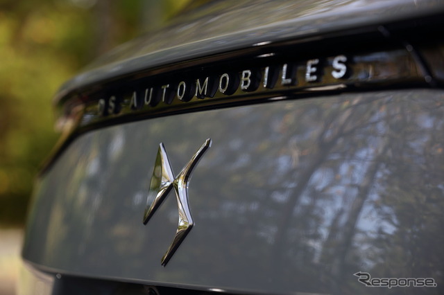DS 7 E-TENSE 4X4 360(海外仕様)