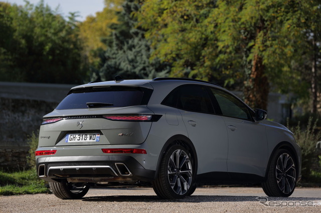 DS 7 E-TENSE 4X4 360(海外仕様)