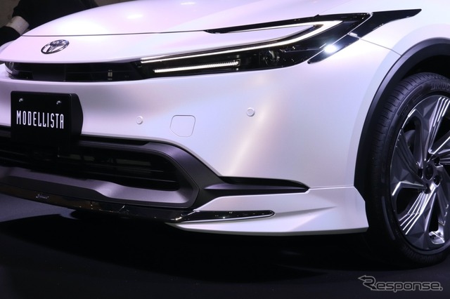 モデリスタ プリウス ELEGANT ICE STYLE(東京オートサロン2023)