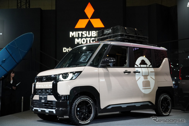三菱自動車 デリカミニ・ミーツ・コールマン(東京オートサロン2023)