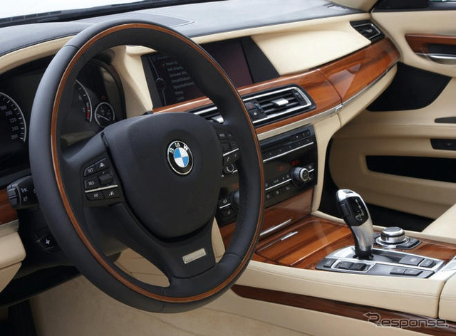 BMW 7シリーズ にインディビジュアル導入