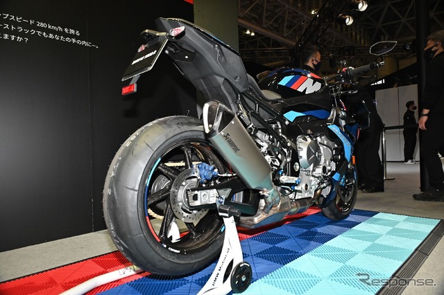 BMW M 1000 R(M コンペティション パッケージ)