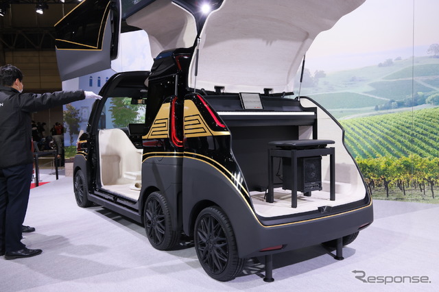 日産 ROOX SUITE CONCEPT(東京オートサロン2023)