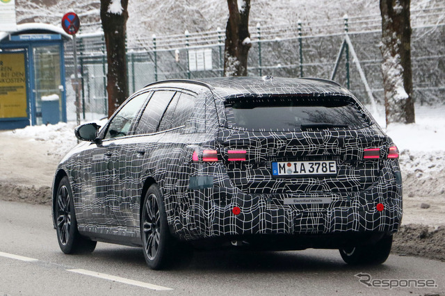 BMW i5ツーリング プロトタイプ(スクープ写真)