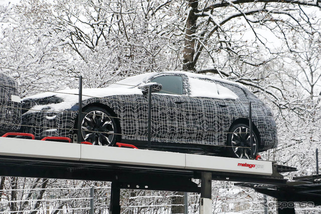BMW i5ツーリング プロトタイプ(スクープ写真)