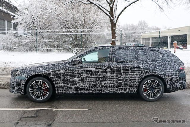 BMW i5ツーリング プロトタイプ(スクープ写真)