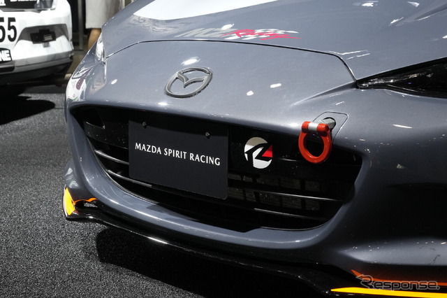 マツダ ロードスター パーティレース仕様車(東京オートサロン2023)