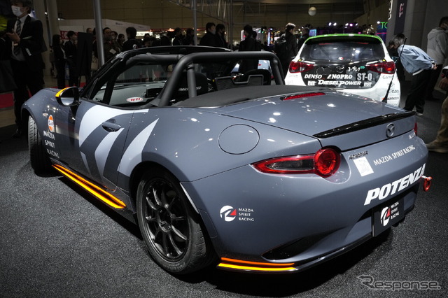 マツダ ロードスター パーティレース仕様車(東京オートサロン2023)