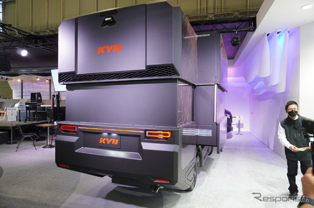 カヤバのキャンピングカーコンセプト、拡張後(東京オートサロン2023)