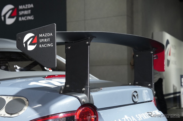 倶楽部 MAZDA SPIRIT RACING ROADSTER（東京オートサロン2023）