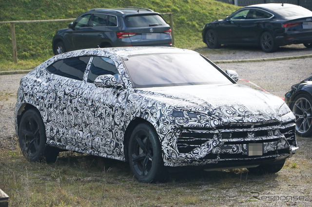 ランボルギーニ ウルスPHEV(仮)プロトタイプ(スクープ写真)