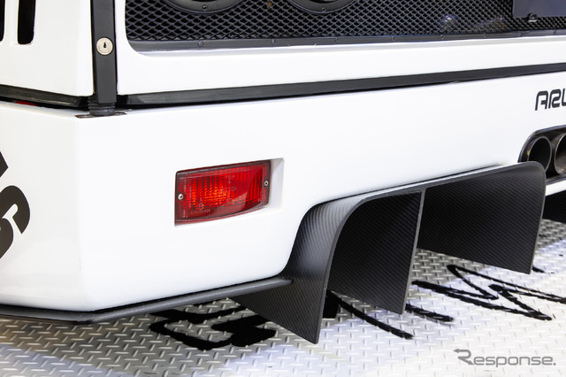 リバティウォーク フェラーリ F40