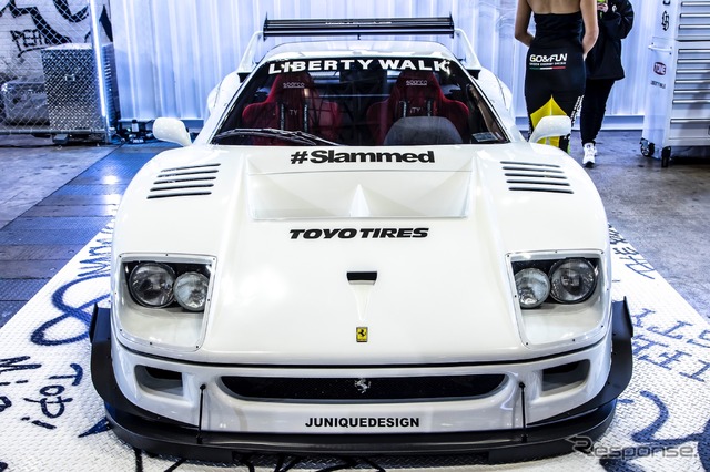 リバティウォーク フェラーリ F40