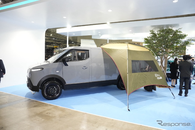 東京オートサロン2023:HWEエレモLの移動オフィス架装