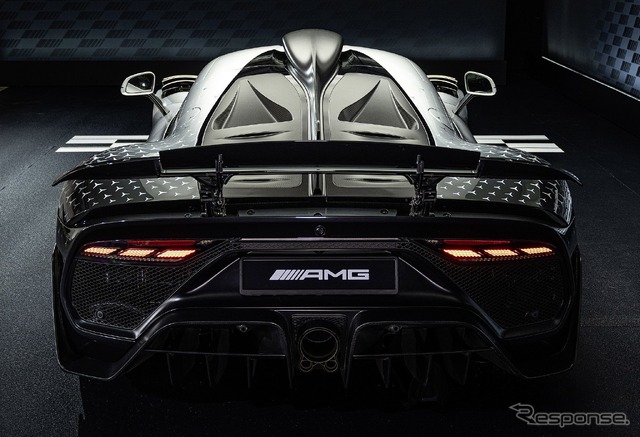 メルセデスAMG ワン