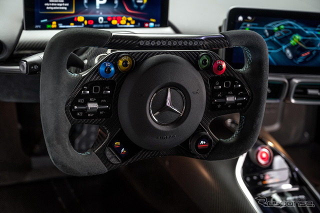 メルセデスAMG ワン