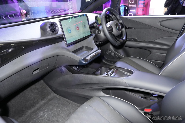 BYD ドルフィン(東京オートサロン2023)