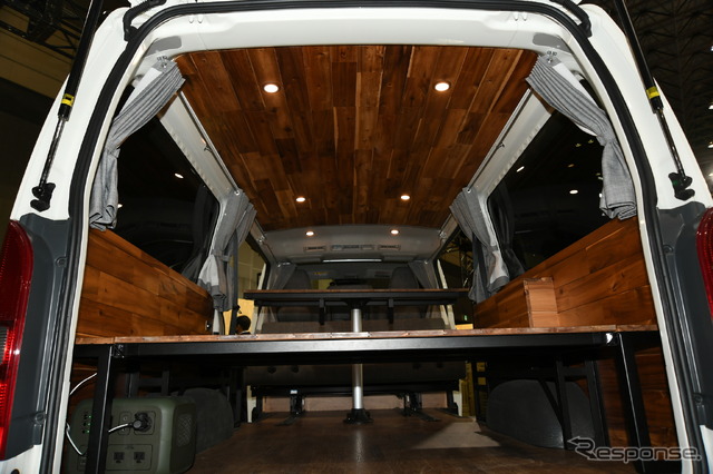 ゴードンミラー GMLVAN V-01(東京オートサロン2023)
