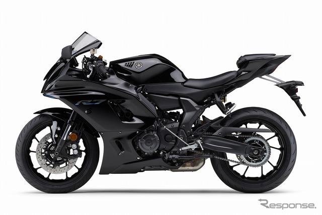 ヤマハ YZF-R7 ABS(ブラック)