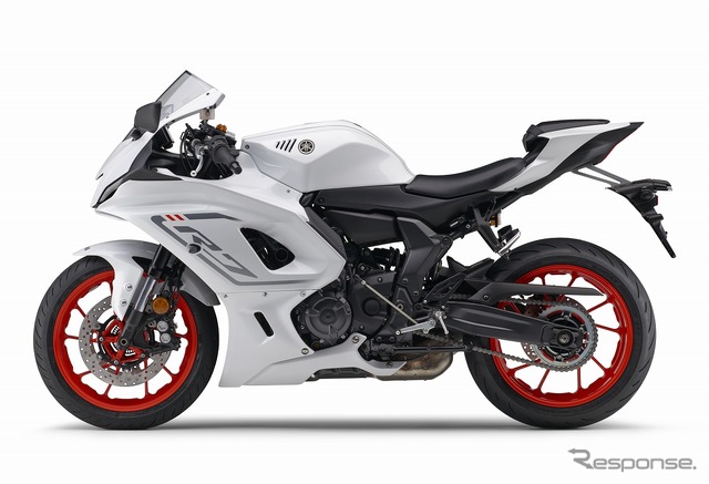ヤマハ YZF-R7 ABS(ホワイト)