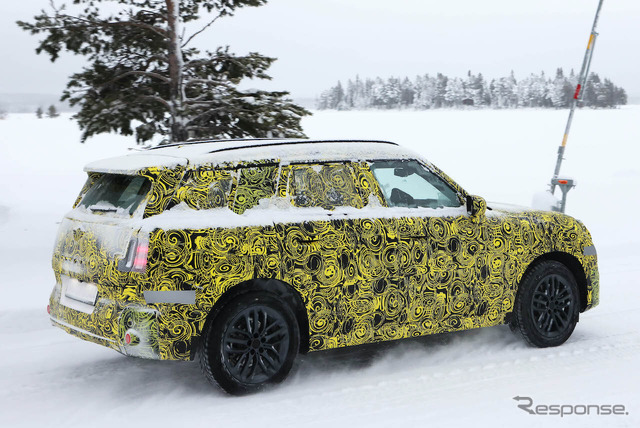 MINI クロスオーバー 次期型プロトタイプ(スクープ写真)