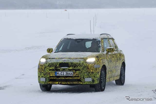 MINI クロスオーバー 次期型プロトタイプ(スクープ写真)