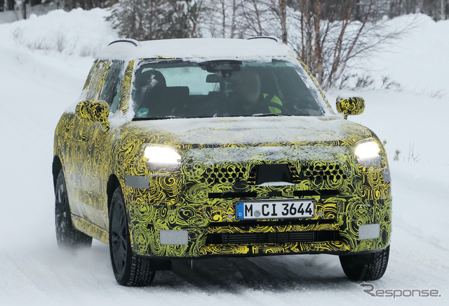 MINI クロスオーバー 次期型プロトタイプ(スクープ写真)