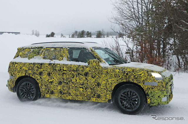 MINI クロスオーバー 次期型プロトタイプ(スクープ写真)